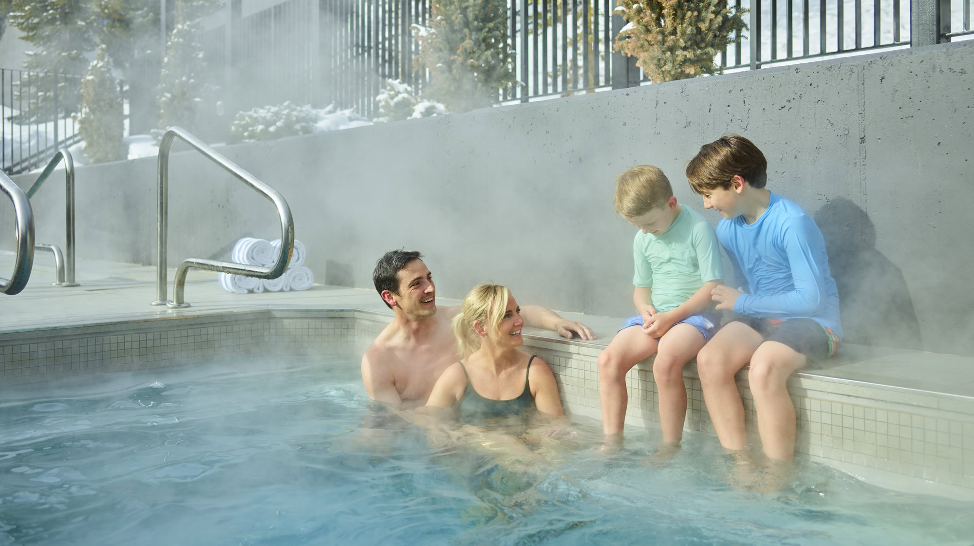 Alpenrock Breckenridge hot tubs